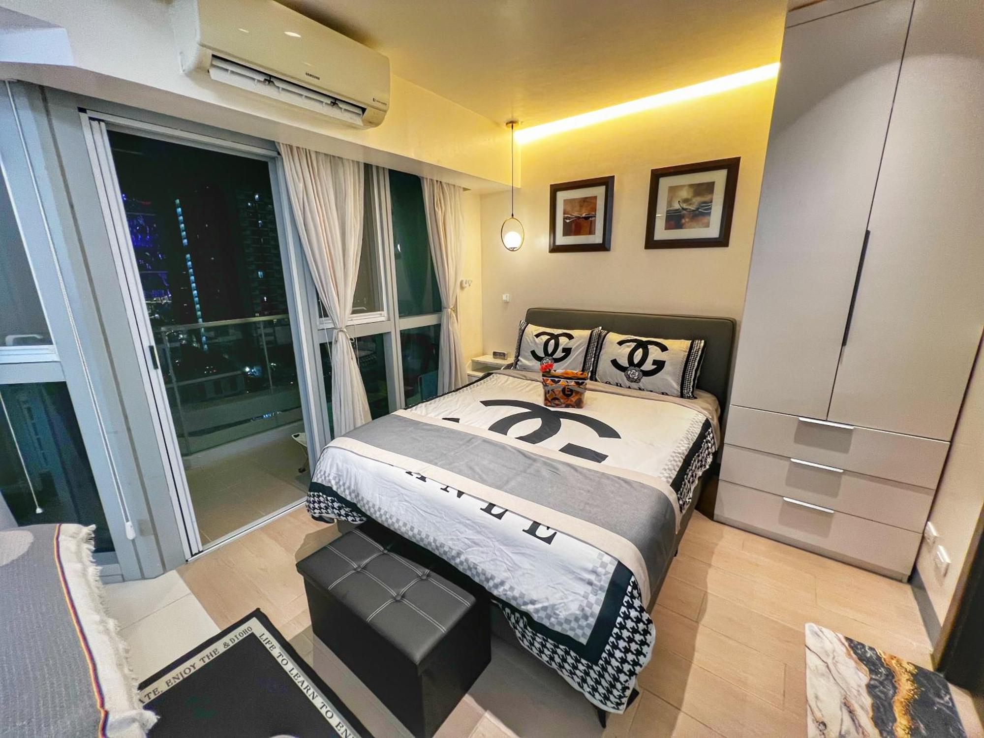 タギッグ Eg Private House -Bgc Uptownアパートホテル エクステリア 写真