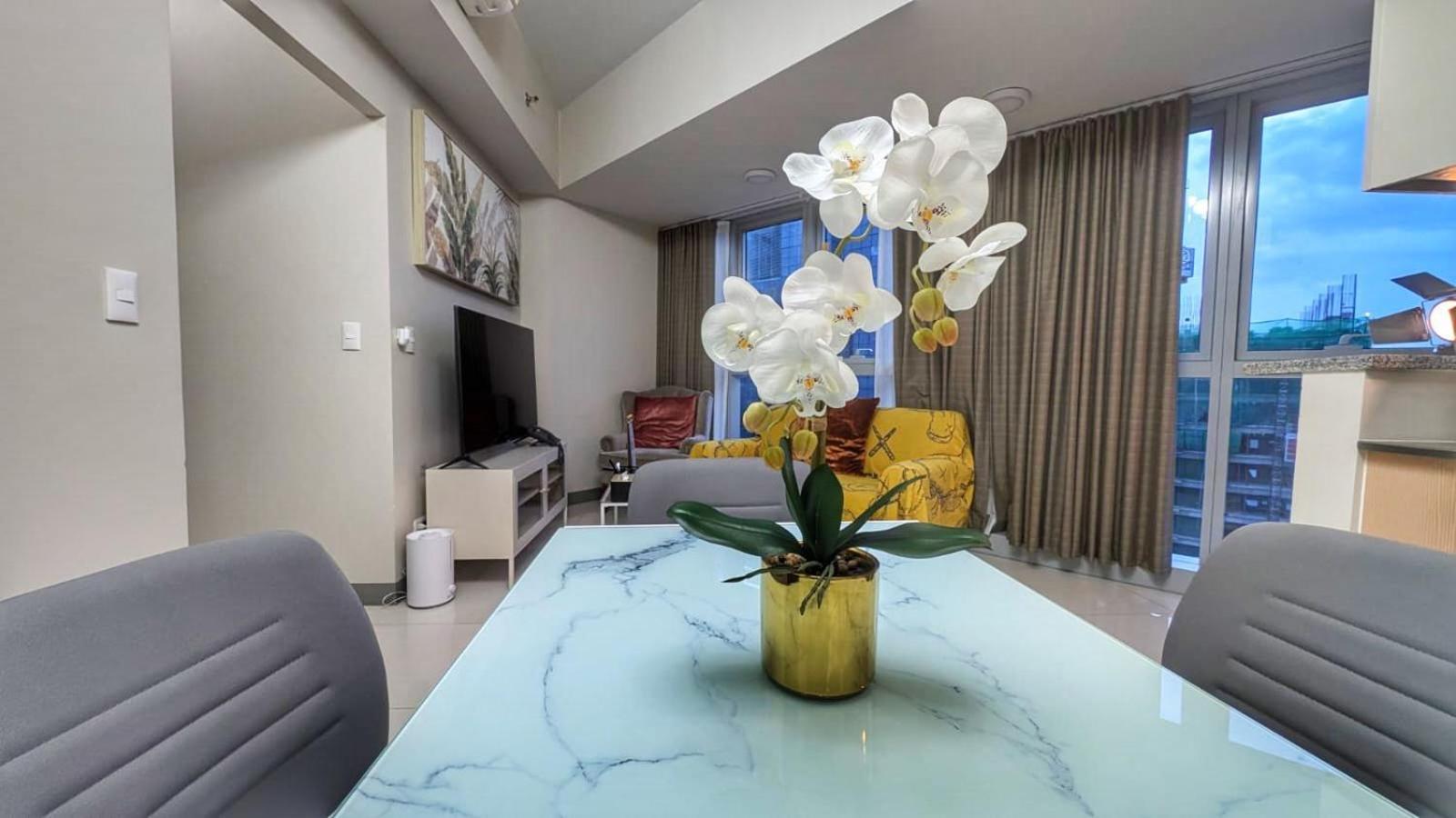 タギッグ Eg Private House -Bgc Uptownアパートホテル エクステリア 写真