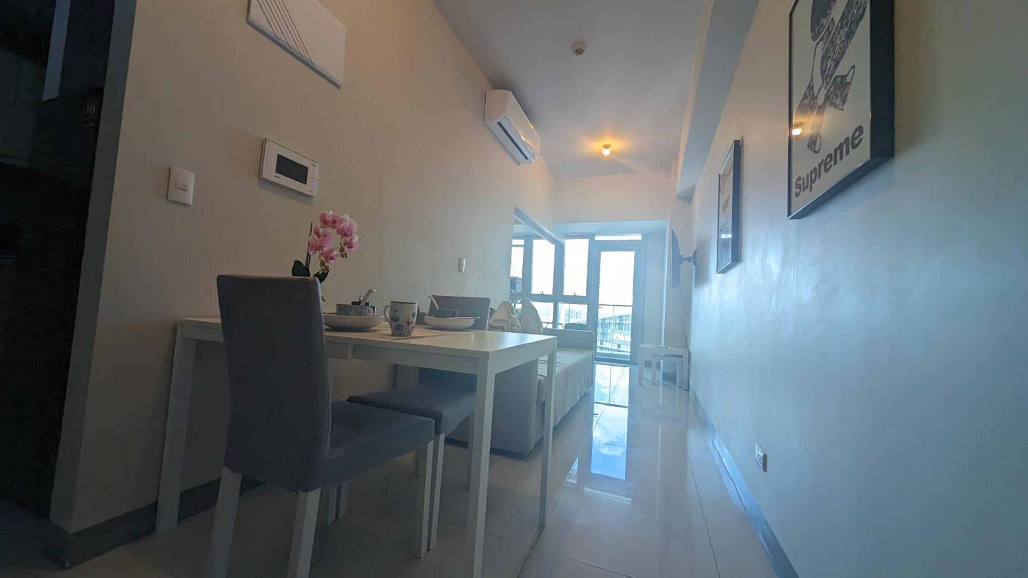 タギッグ Eg Private House -Bgc Uptownアパートホテル エクステリア 写真